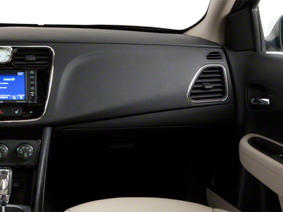 2012 Chrysler 200 Touring