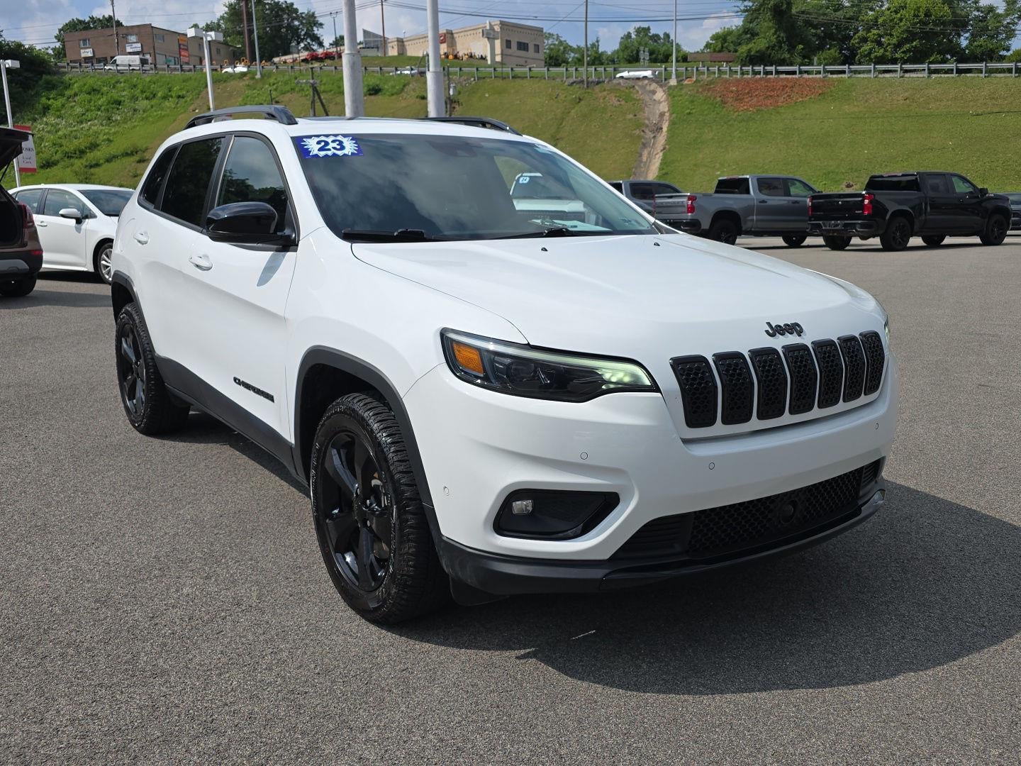 2023 Jeep Cherokee Altitude Lux
