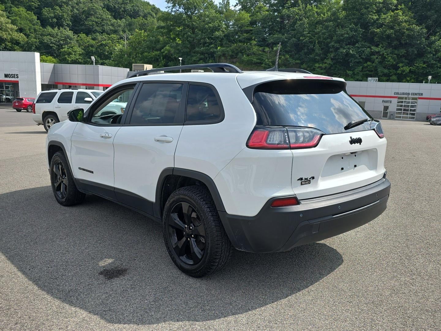 2023 Jeep Cherokee Altitude Lux