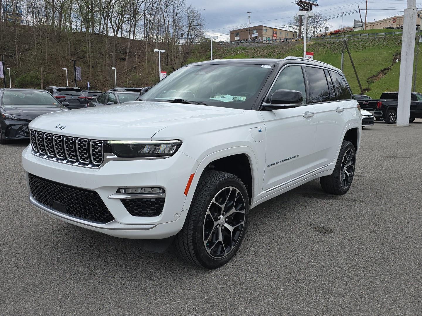2022 Jeep Grand Cherokee 4xe Summit Reserve