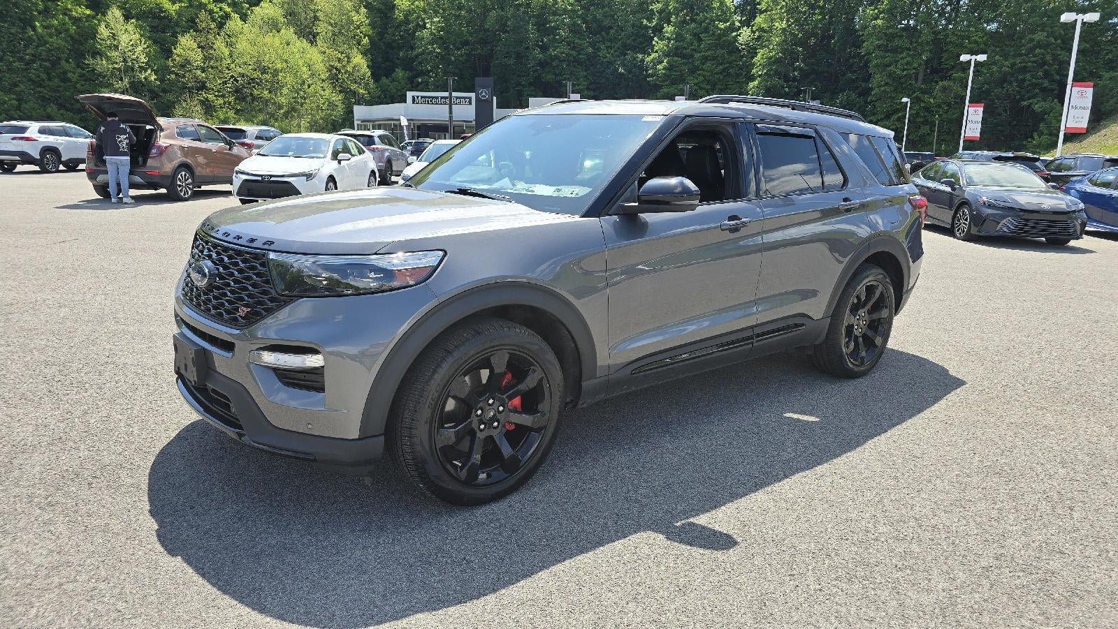 2022 Ford Explorer ST