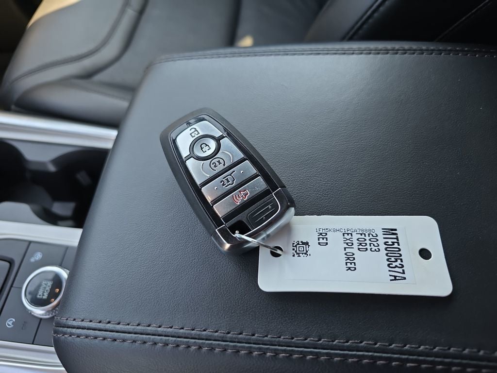 2023 Ford Explorer Platinum