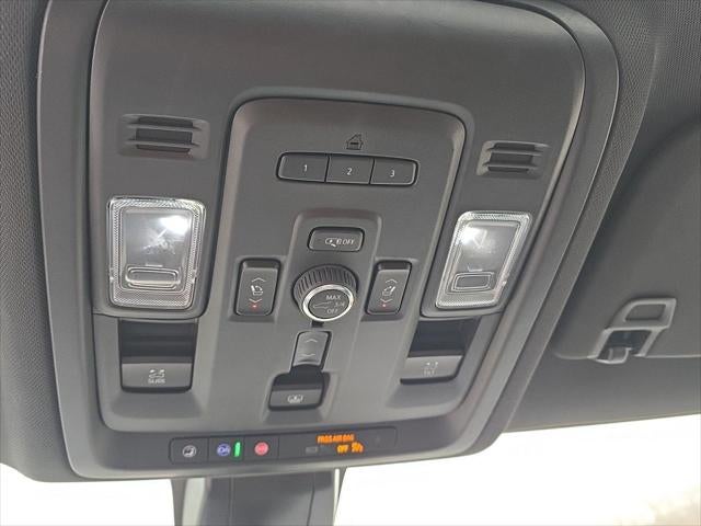 2022 Chevrolet Suburban High Country