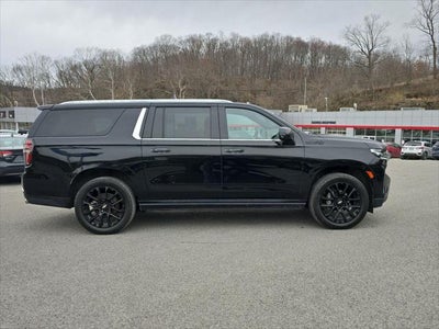 2022 Chevrolet Suburban High Country