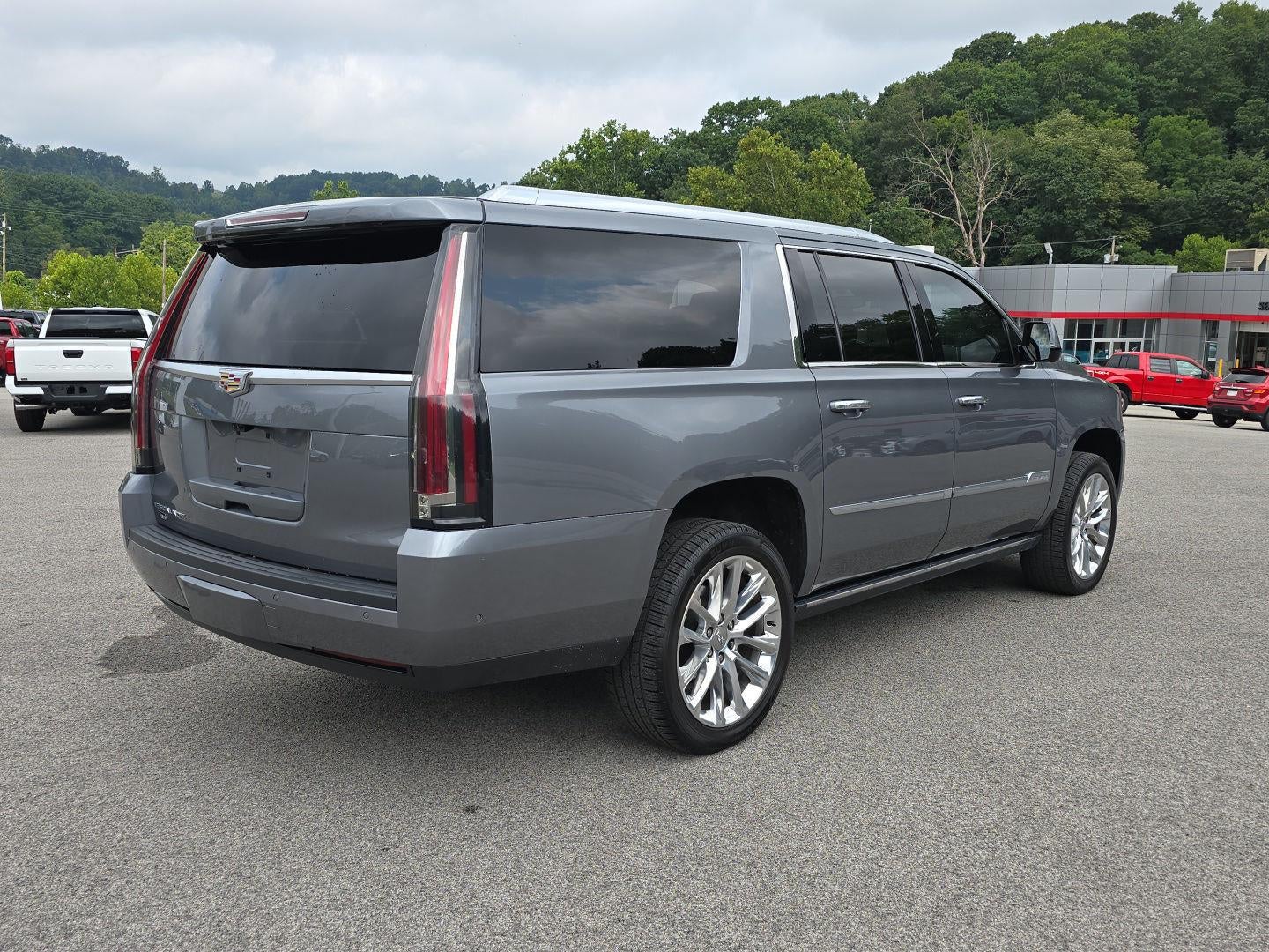 2019 Cadillac Escalade ESV Premium Luxury