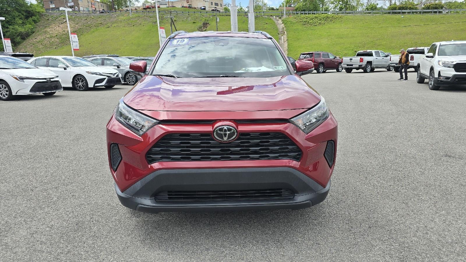 2019 Toyota RAV4 LE