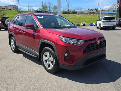 2020 Toyota RAV4 XLE