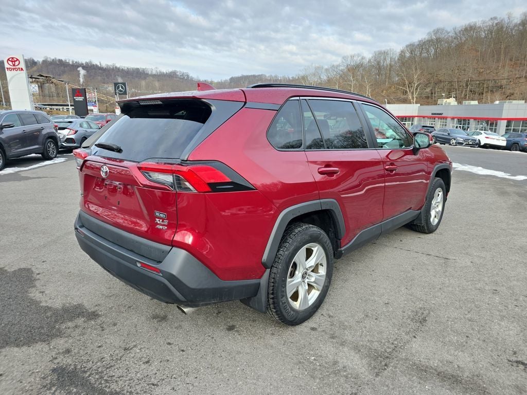 2021 Toyota RAV4 XLE