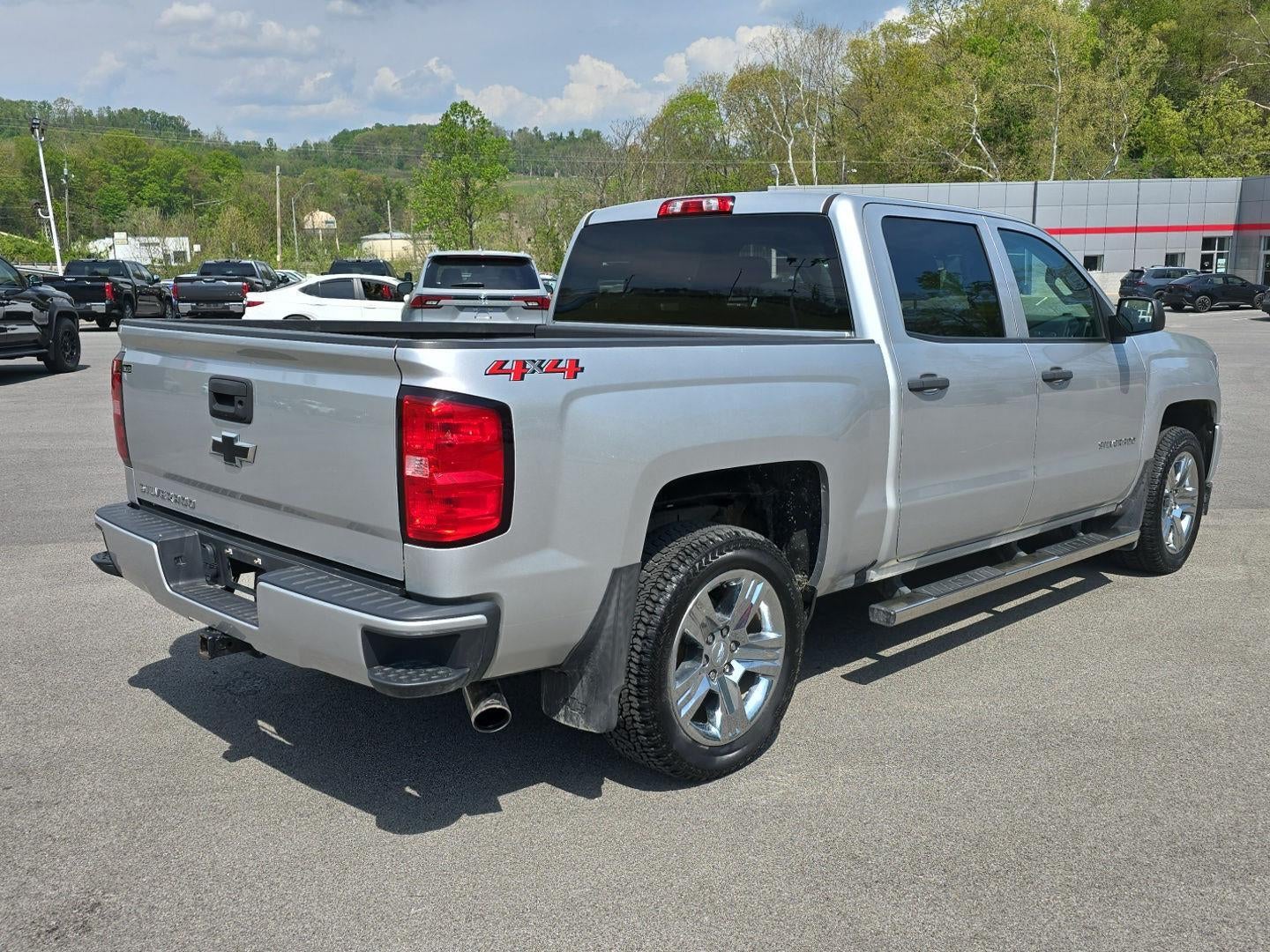 2018 Chevrolet Silverado 1500 Custom