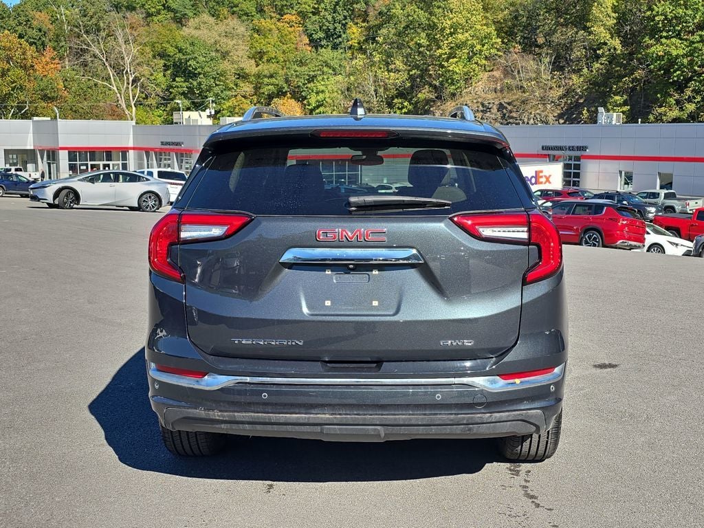 2022 GMC Terrain Denali