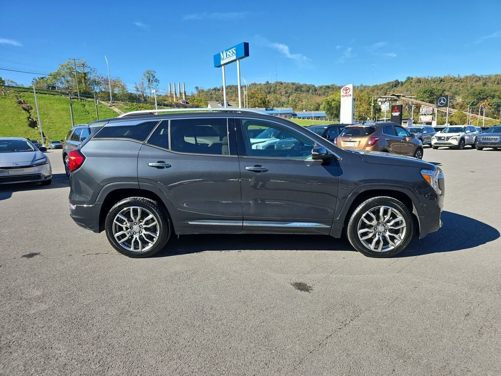 2022 GMC Terrain Denali