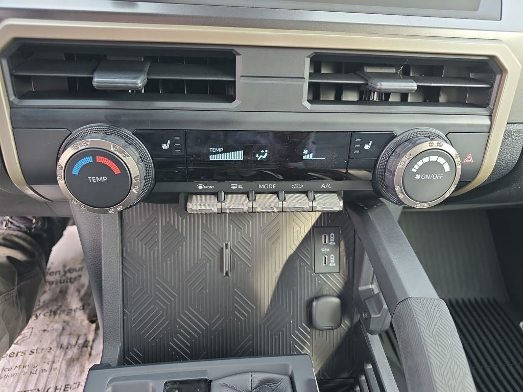 2025 Toyota Tacoma SR5