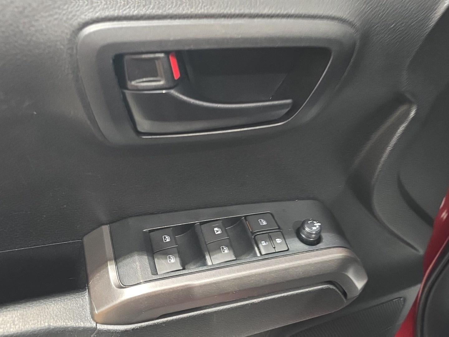 2022 Toyota Tacoma SR5 V6