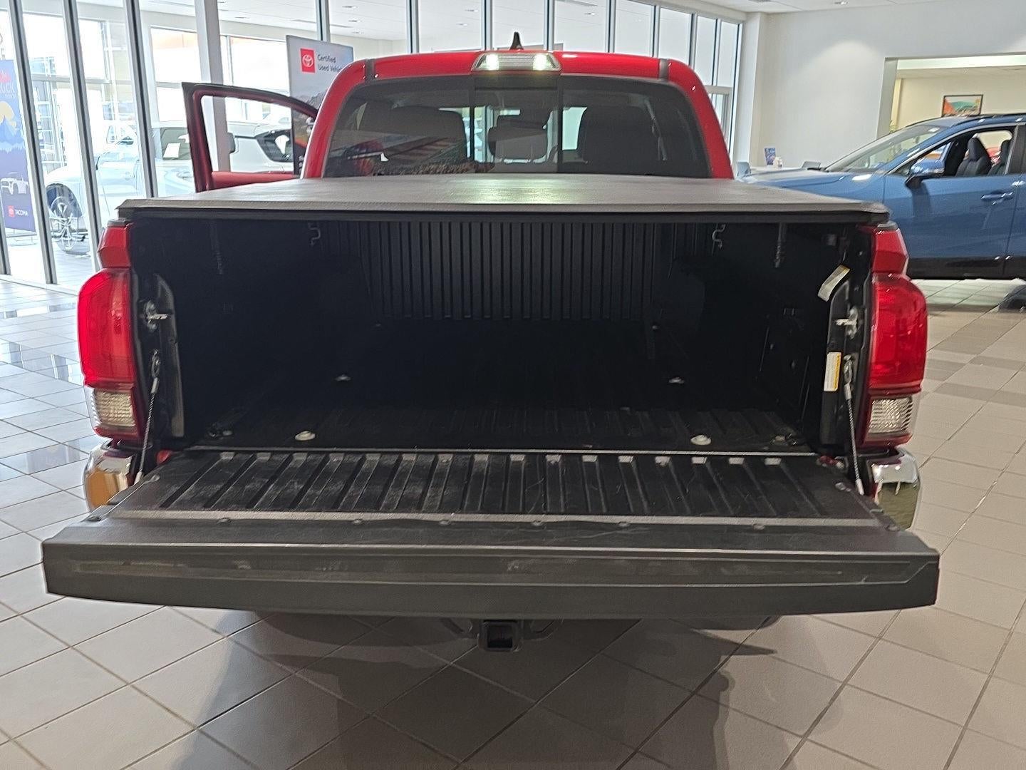 2022 Toyota Tacoma SR5 V6