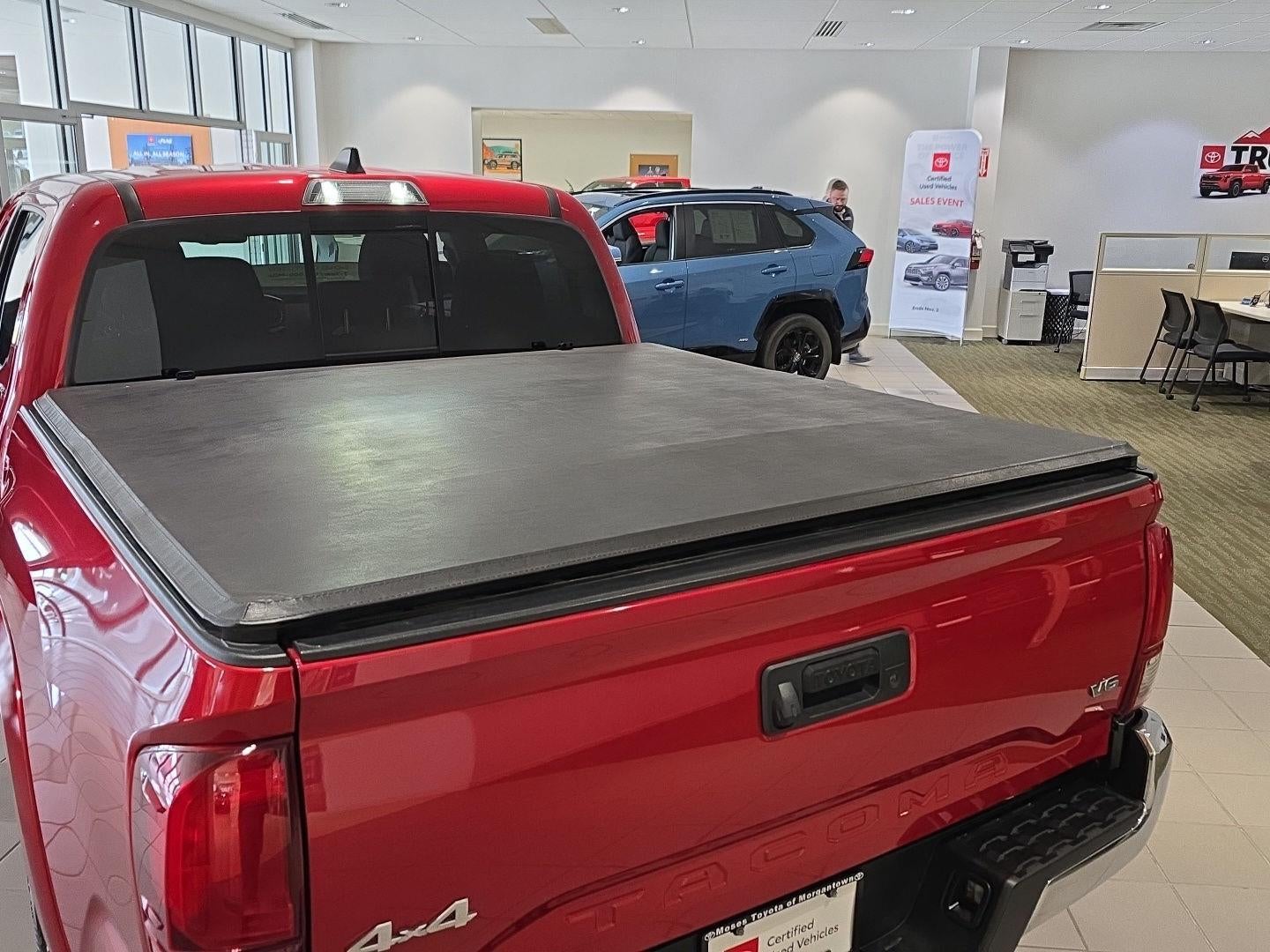 2022 Toyota Tacoma SR5 V6