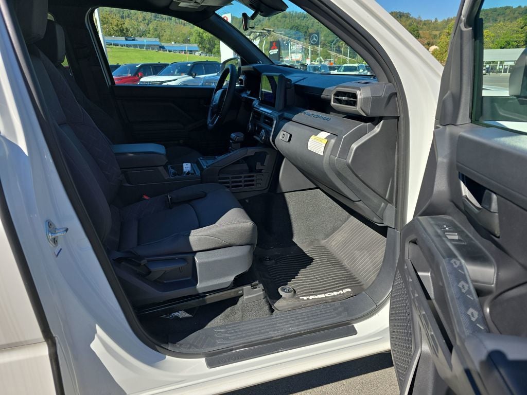 2025 Toyota Tacoma SR