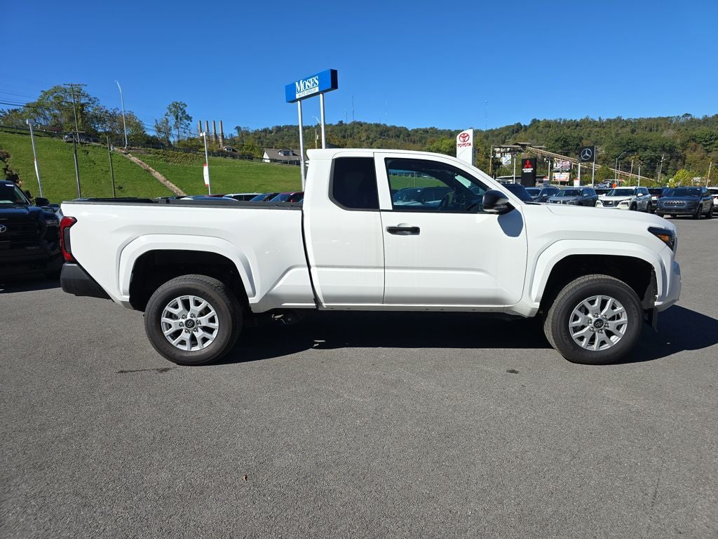 2025 Toyota Tacoma SR