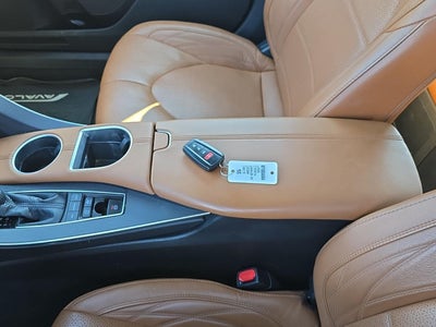 2020 Toyota Avalon Hybrid Limited