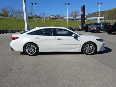 2020 Toyota Avalon Hybrid Limited