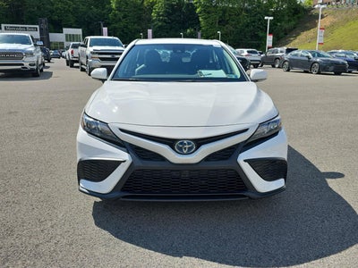2024 Toyota Camry Hybrid SE