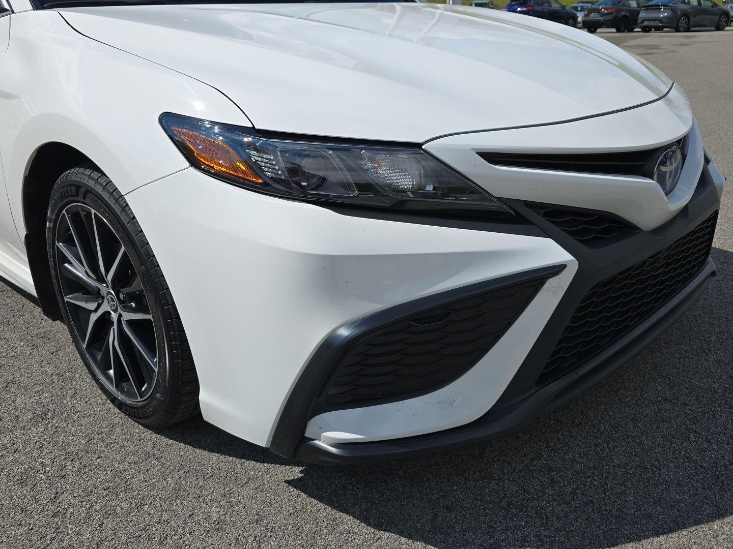 2024 Toyota Camry Hybrid SE