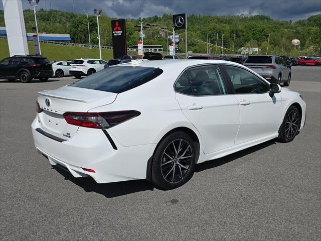 2024 Toyota Camry Hybrid SE
