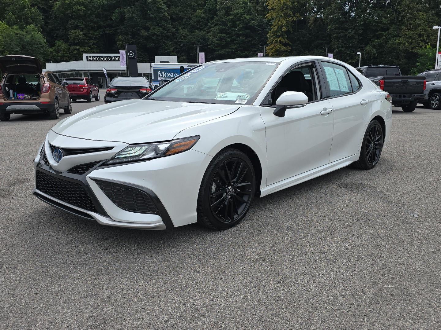 2024 Toyota Camry Hybrid XSE