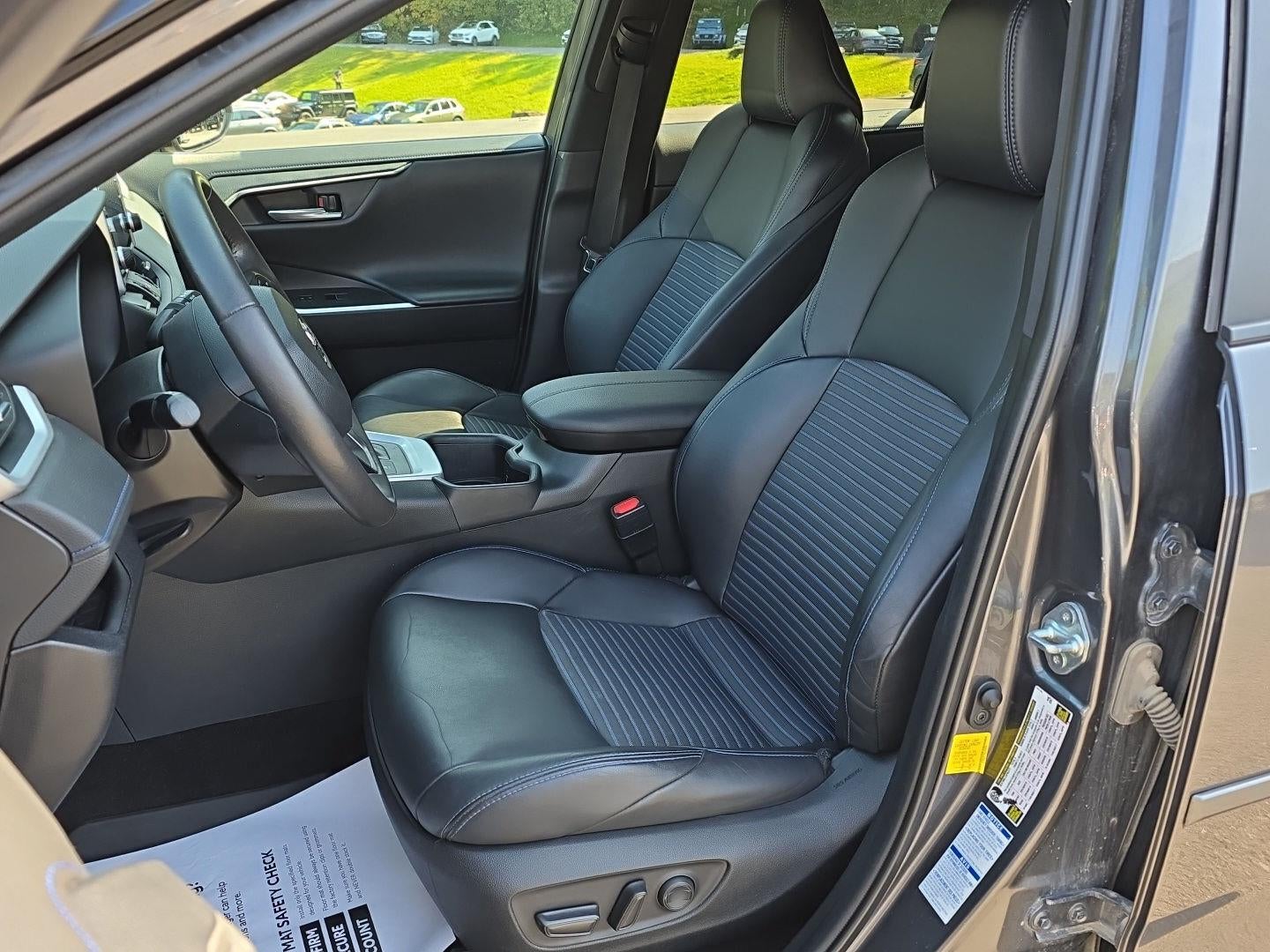 2022 Toyota RAV4 Hybrid XSE