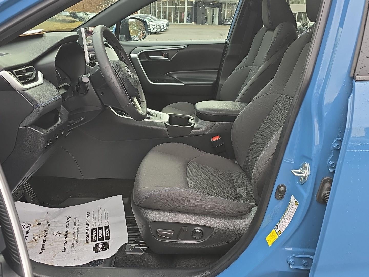 2024 Toyota RAV4 Hybrid SE