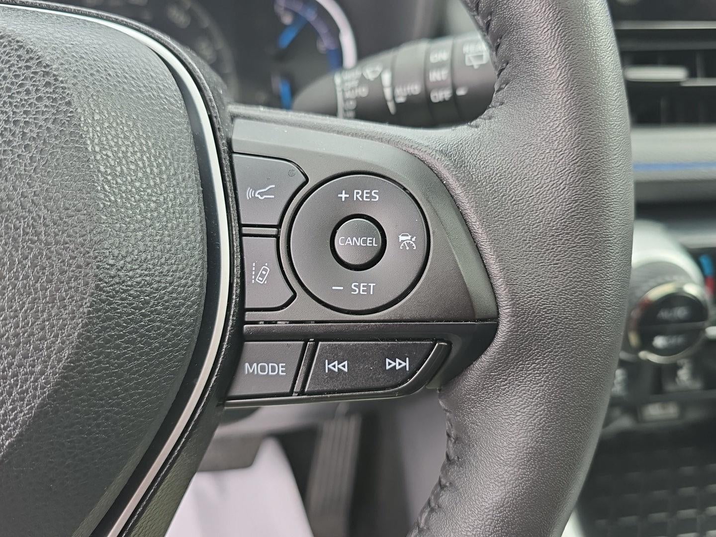 2024 Toyota RAV4 Hybrid SE