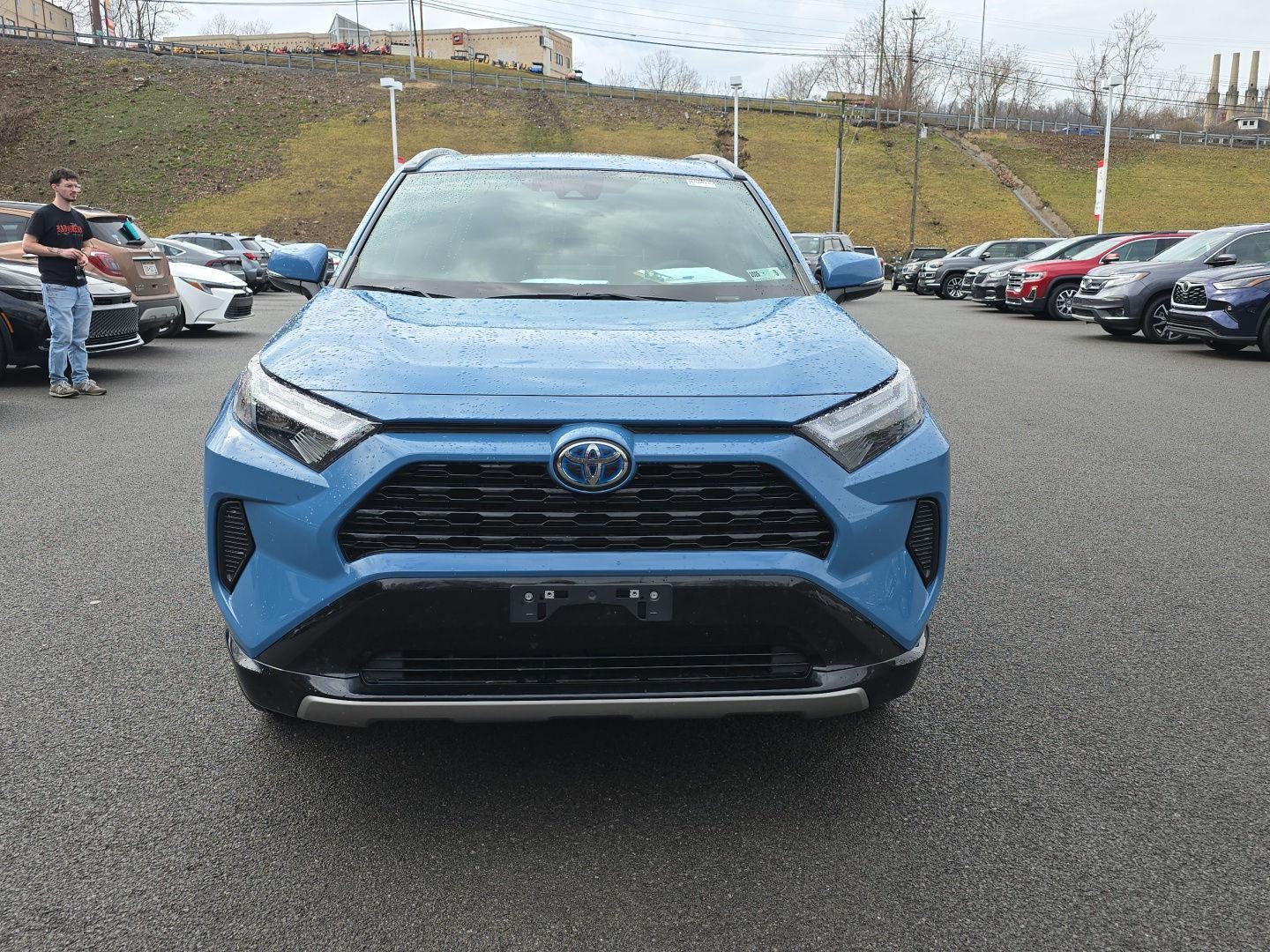 2024 Toyota RAV4 Hybrid SE