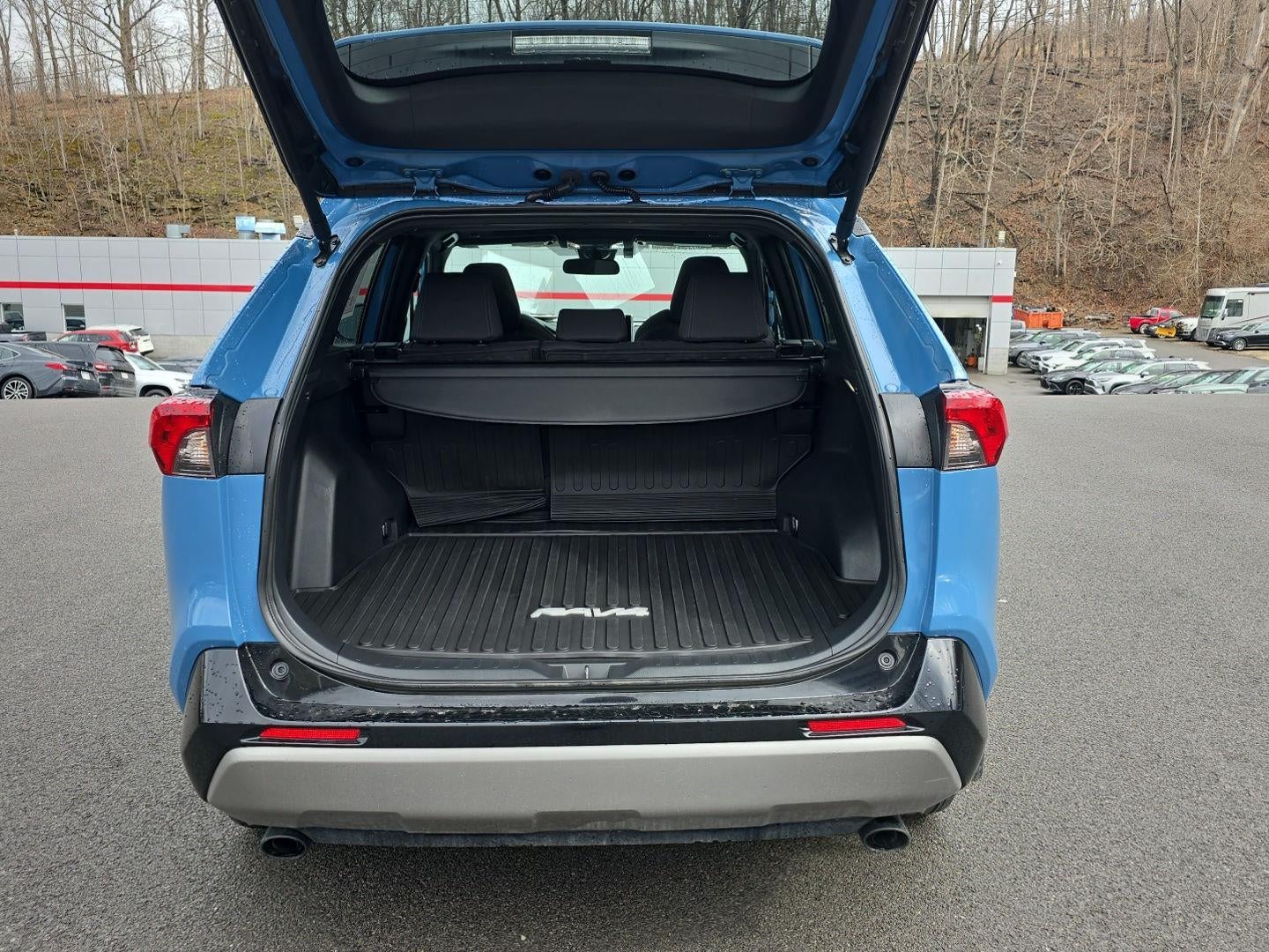 2024 Toyota RAV4 Hybrid SE