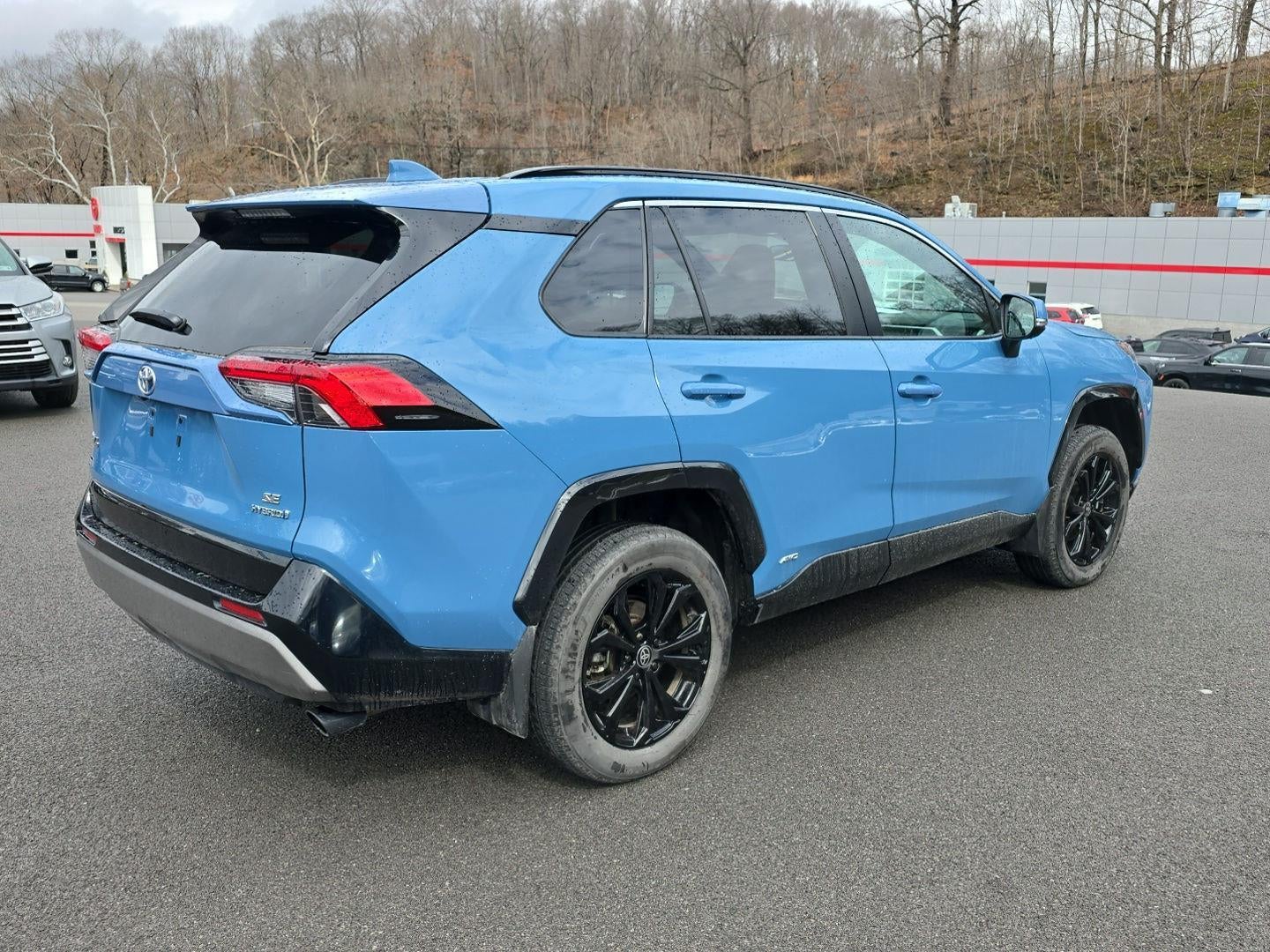 2024 Toyota RAV4 Hybrid SE