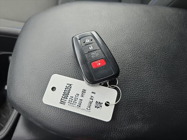 2024 Toyota RAV4 Hybrid SE