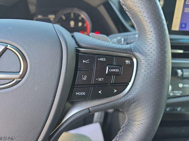 2023 Lexus ES ES 350 F SPORT Handling