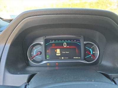 2022 Honda Pilot Touring w/Rear Captain's Chairs