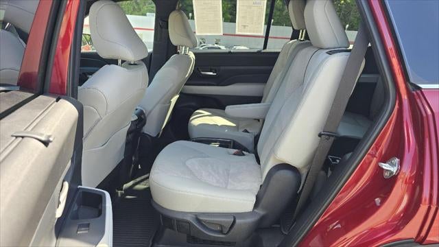 2026 Toyota Grand Highlander Hybrid MAX Platinum