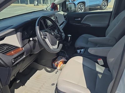 2020 Toyota Sienna Limited Premium 7-Passenger
