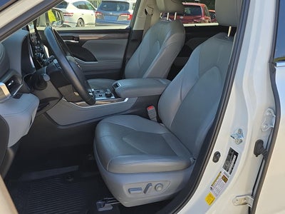 2022 Toyota Highlander Limited