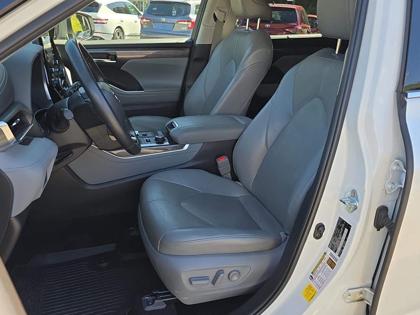 2022 Toyota Highlander Limited