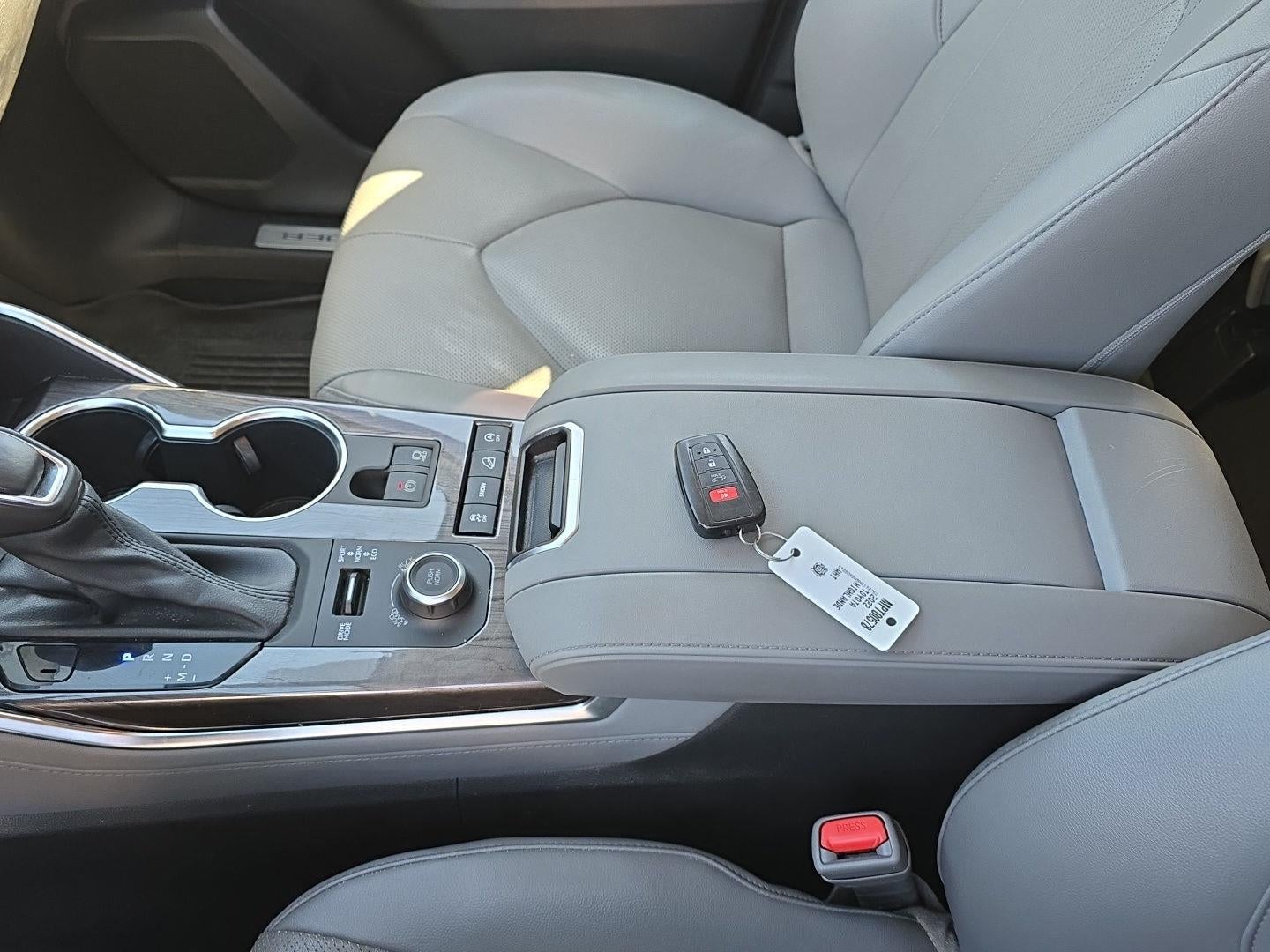 2022 Toyota Highlander Limited