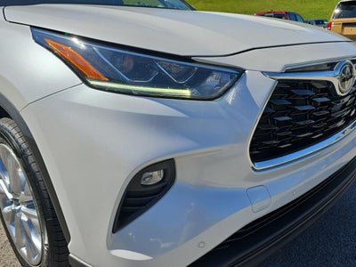 2022 Toyota Highlander Limited