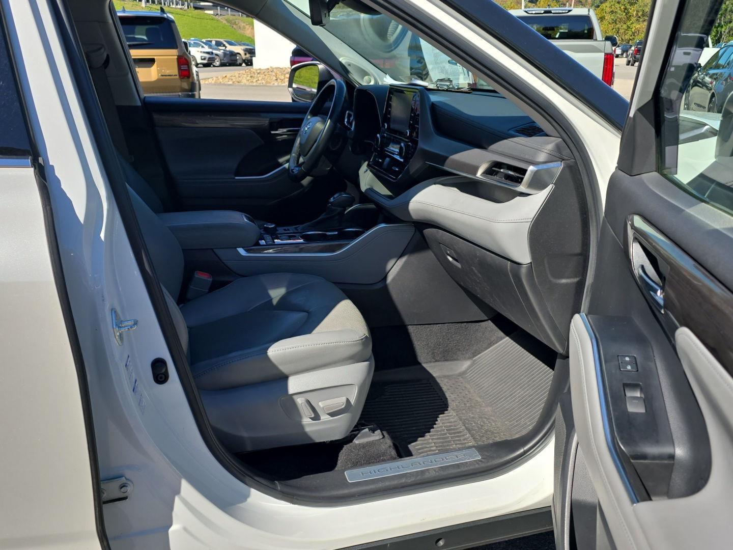 2022 Toyota Highlander Limited