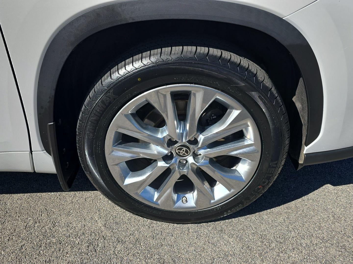 2022 Toyota Highlander Limited