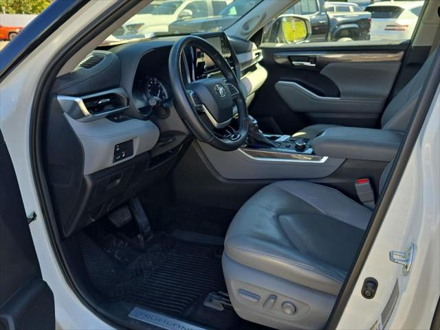2022 Toyota Highlander Limited