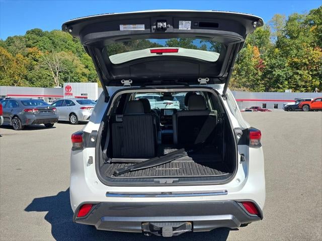 2022 Toyota Highlander Limited