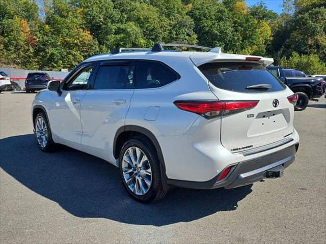 2022 Toyota Highlander Limited