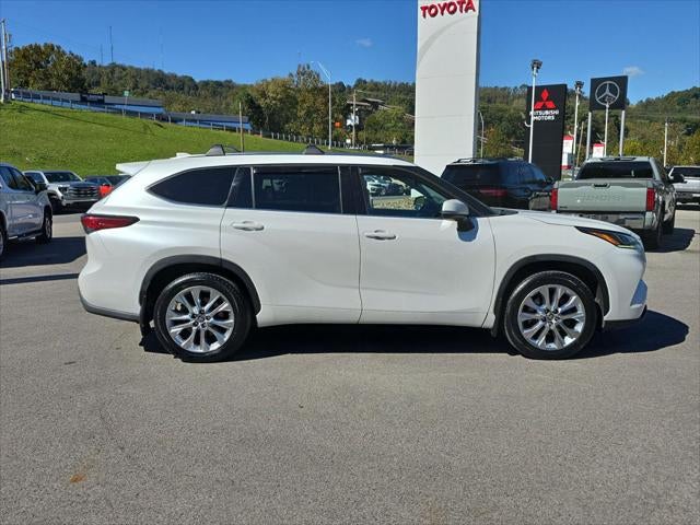 2022 Toyota Highlander Limited