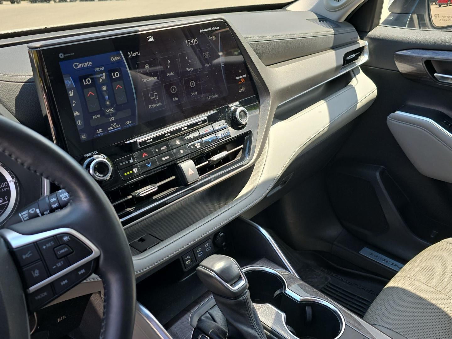 2022 Toyota Highlander Limited