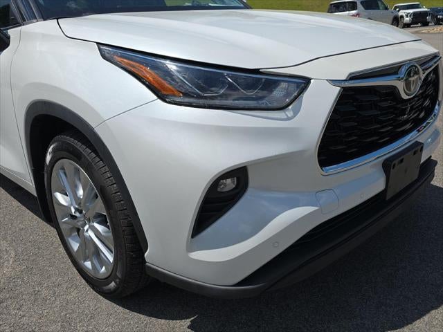 2022 Toyota Highlander Limited